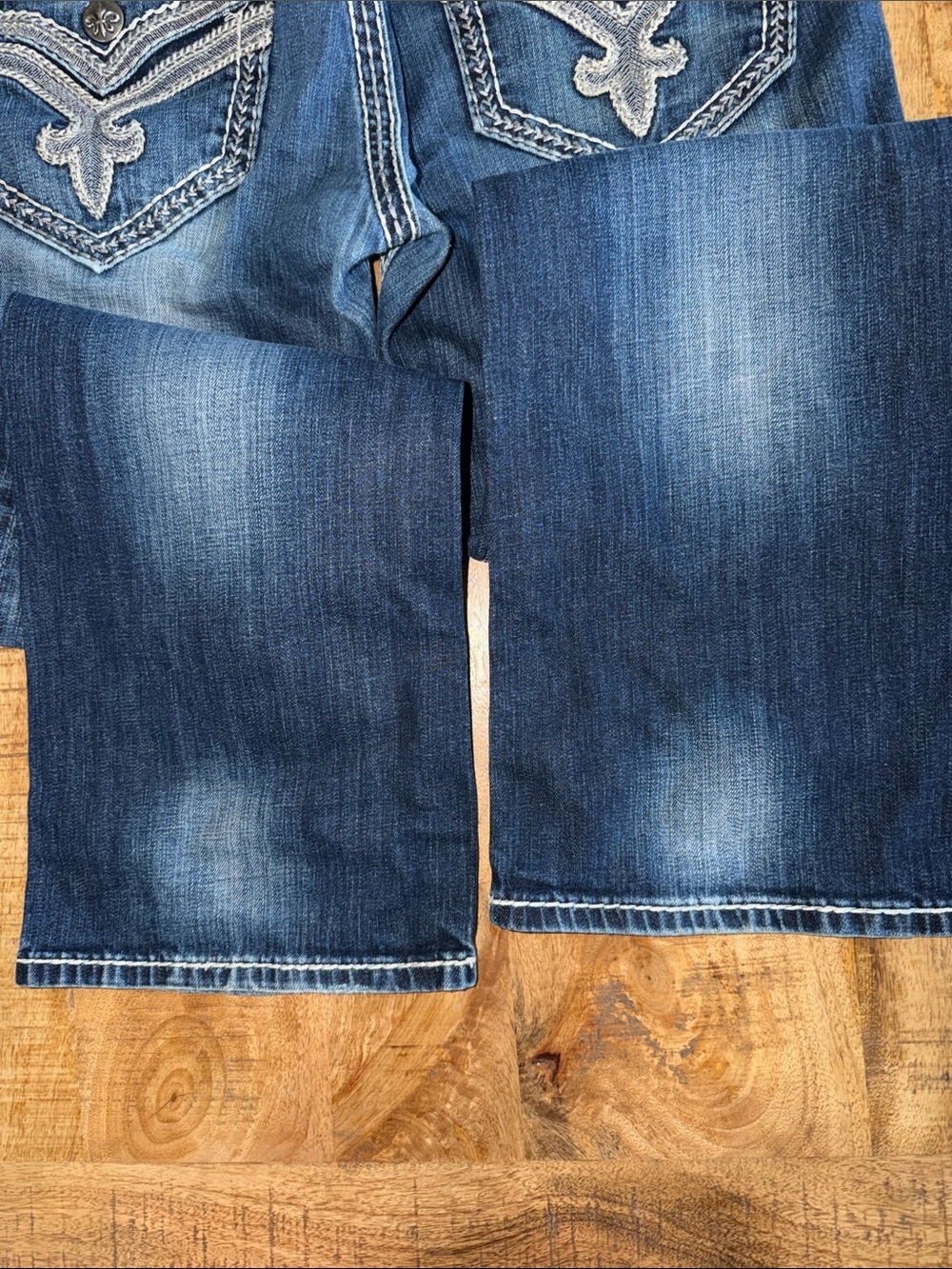 Rock Revival Slim Straight Men’s Jeans in Distressed Blue Denim - Picture 7 of 8